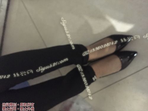 原味丝袜|袜类,臭短丝袜,爱丽丝(本土的BYD)——2017年9月中旬顾客订购(奢店店长-高跟),此活动免费拍摄打包图