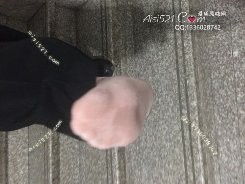 原味丝袜|袜类,臭棉袜,致命臭(此活动MM随机,不能指定)——2018年1月初旬顾客订购致命臭活动MM(珠宝28妹妹-棉袜满满汗渍的恶臭级别棉袜)现收足底实拍,不可选