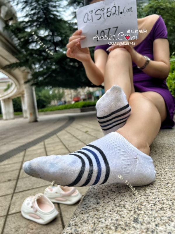 原味丝袜|袜类,臭棉袜,‘’酸臭‘’条纹棉袜 实物味道痕迹更明显 巨酸臭。。