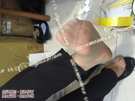 原味丝袜|袜类,臭连裤袜,致命臭(此活动MM随机,不能指定)——2016年5月下旬顾客订购致命臭活动MM(肉丝高跟)现收足底实拍,不可选择MM,免费附带无水印高清收购足底实拍图。