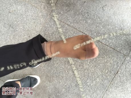 原味丝袜|袜类,臭短丝袜,爱丽丝(本土的BYD)——2016年9月中旬顾客订购甜点店蛋糕师妹妹工作丝袜(特选-甜点店蛋糕师妹妹-浓重咖啡丝),此活动免费拍摄打包图