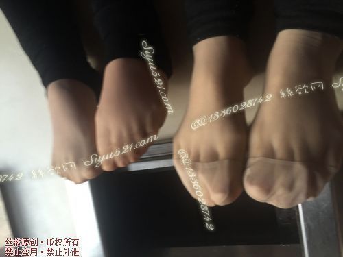 原味丝袜|袜类,臭短丝袜,群丝荟萃(此活动可指定MM,但袜类随机)——2016-11月中旬顾客订购(烤肉店08、09妹妹)收购现脱实拍打包图,此活动免费拍摄打包图