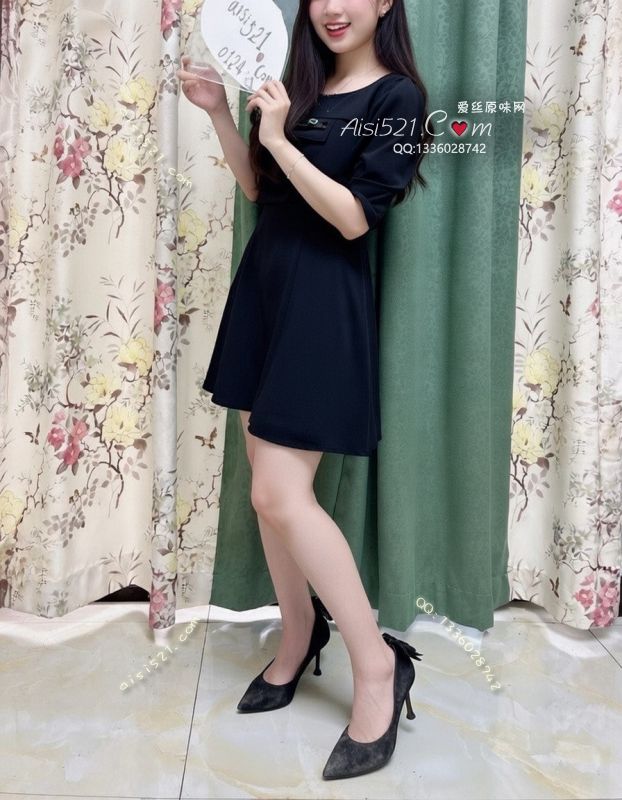 原味女鞋|鞋类,凉鞋拖鞋,【臭鞋一双】酸到流泪、臭到发狂，却求饶无门，只能继续钻深点闻