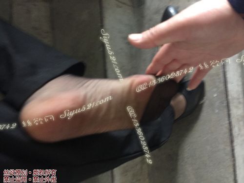 原味丝袜|袜类,臭短丝袜,致命臭(此活动MM随机,不能指定)——2017年4月初、中旬顾客订购致命臭活动MM(黑丝)现收足底实拍,不可选择MM,免费附带无水印高清收购足底实拍图。
