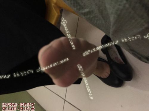 原味丝袜|袜类,臭短丝袜,致命臭(此活动MM随机,不能指定)——2017年7月中旬顾客订购致命臭活动MM(导购25-肉丝)现收足底实拍,不可选择MM,免费附带无水印高清收购足底实拍图。
