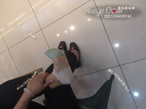 原味丝袜|袜类,臭短丝袜,致命臭(此活动MM随机,不能指定)——2019年8月份海外顾客顾客订购10双丝袜送2双,现收足底实拍