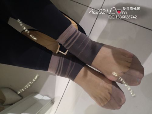原味丝袜|袜类,臭短丝袜,致命臭(此活动MM随机,不能指定)——2020年4月份顾客订购(导购熟女咖啡丝)现收足底实拍