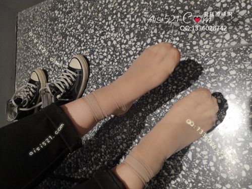 原味丝袜|袜类,臭短丝袜,致命臭(此活动MM随机,不能指定)——2020年4月份顾客订购(导购肉丝)现收足底实拍