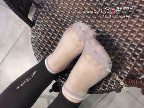 原味丝袜|袜类,臭短丝袜,致命臭(此活动MM随机,不能指定)——2020年10月份顾客订购(奢店02卡通丝)现收足底实拍