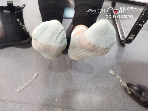 原味丝袜|袜类,臭短丝袜,致命臭(此活动MM随机,不能指定)——2020年12月份顾客订购(奢店04卡通丝)现收足底实拍